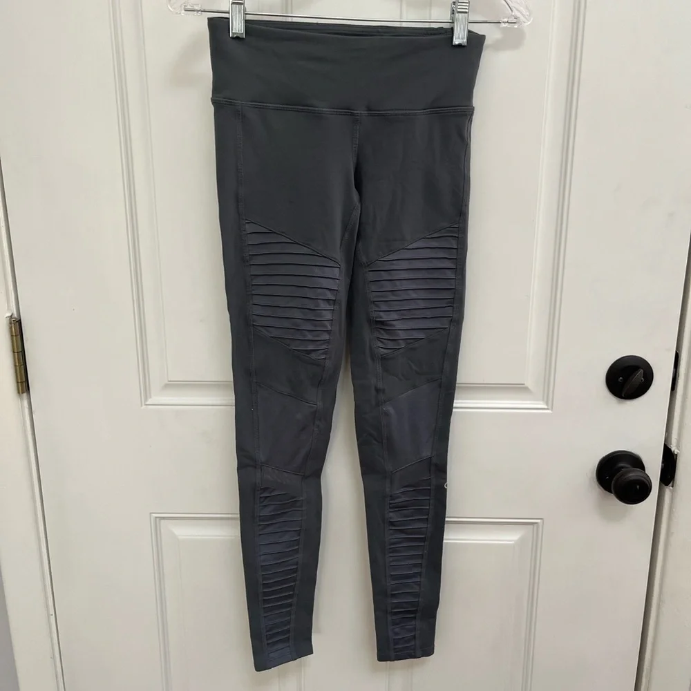 ALO Yoga Charcoal gray Ribbed moto Leggings size xxs‎